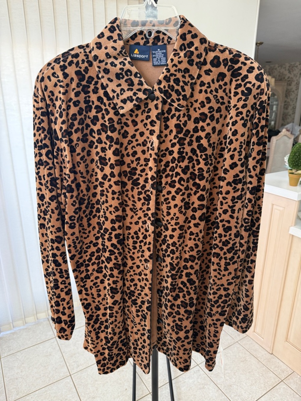 LIZSPORT Leopard Print Velvet Button-Up Shirt - Brown & Black